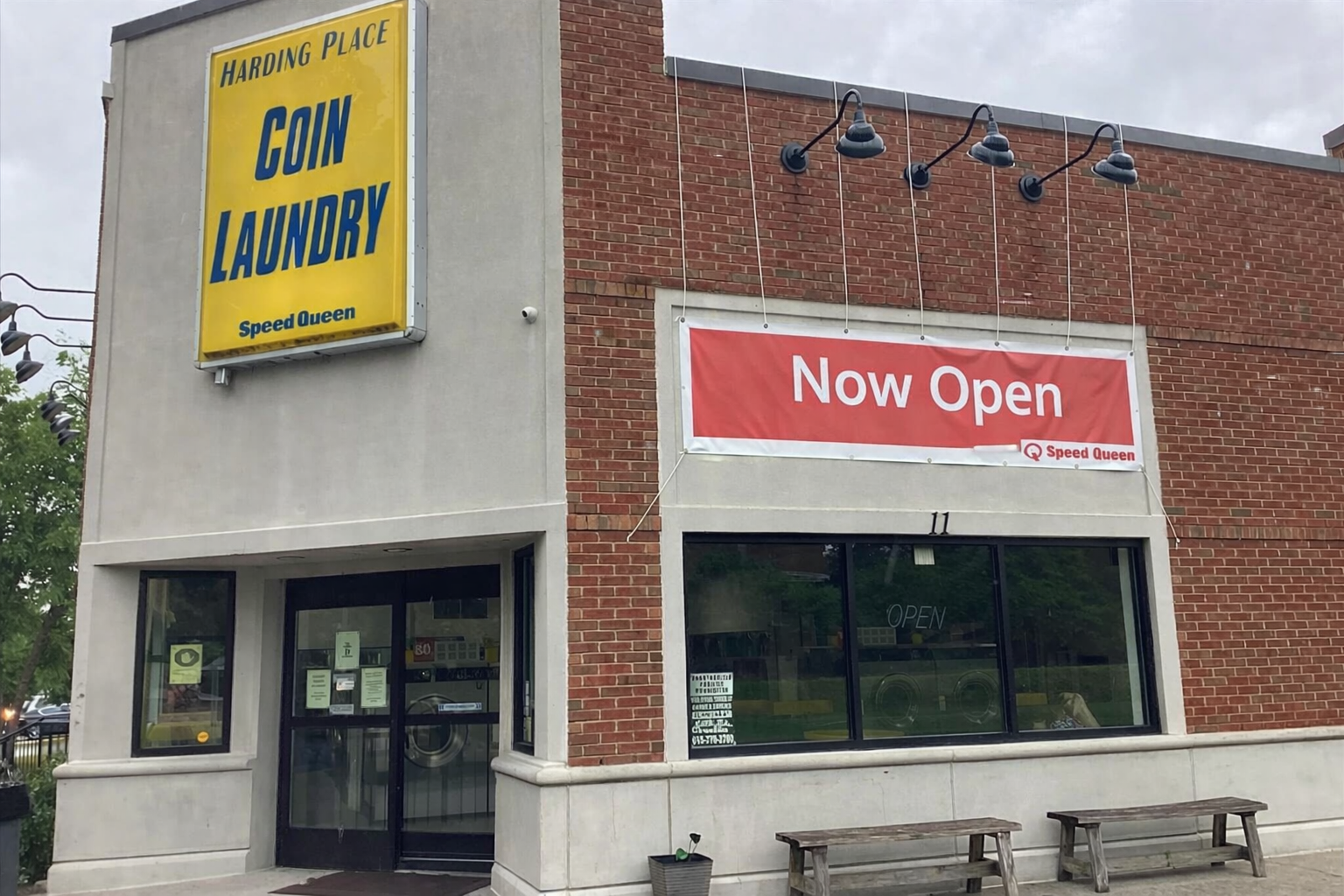 Harding Place Coin Laundry